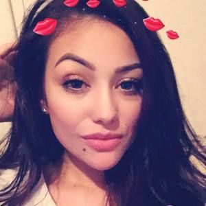 Meet your Posher, Melanie